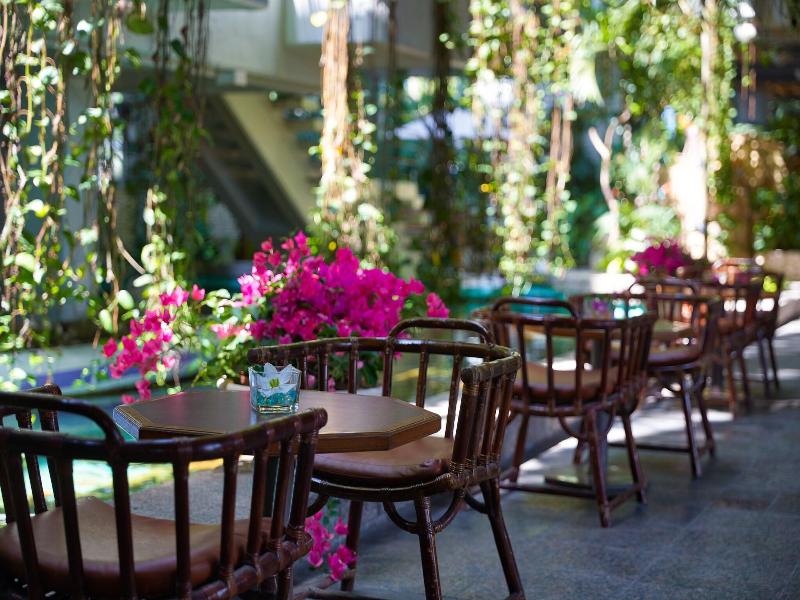 Moon Beach Palace Hotel image