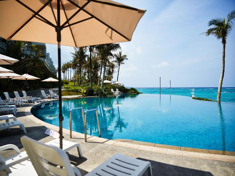 Moon Beach Palace Hotel image