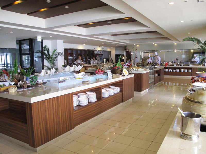 Moon Beach Palace Hotel image