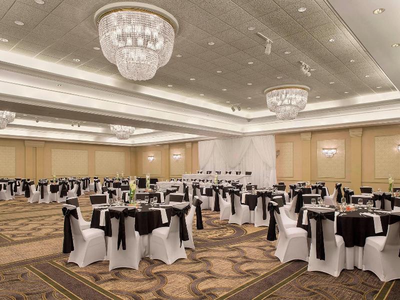 Sheraton Suites Akron Cuyahoga Falls image