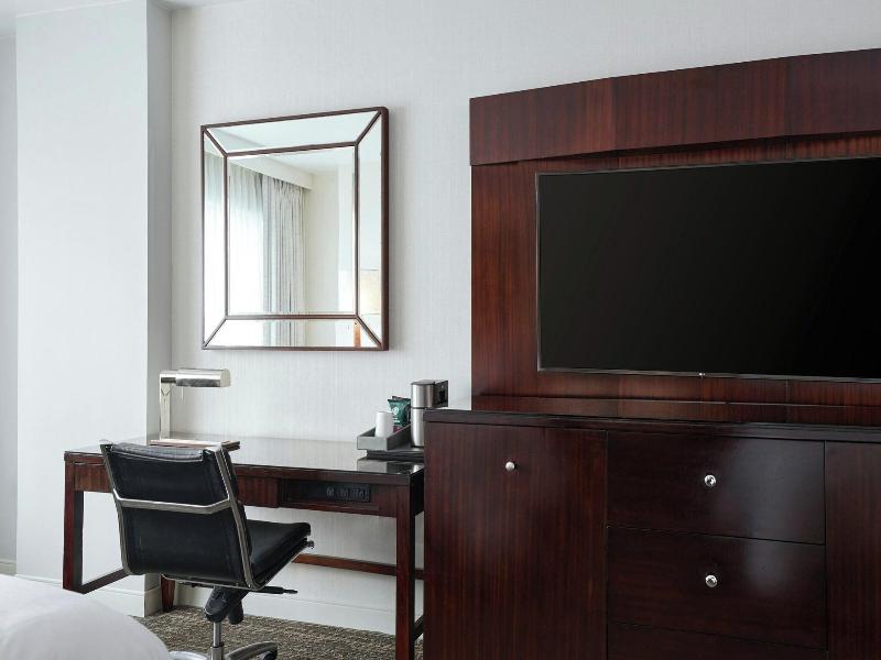 The Westin Washington National Harbor image