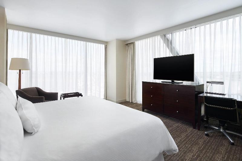 The Westin Washington National Harbor image