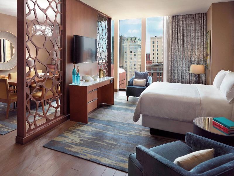 The Westin Chattanooga image