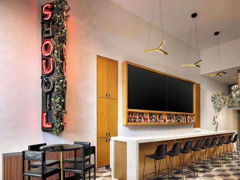 Le Meridien Columbus, St Joseph image