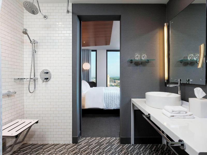 Le Meridien Columbus, St Joseph image