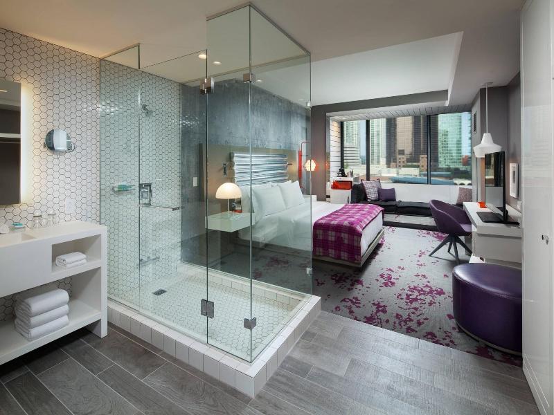W Bellevue image
