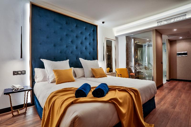 Design Plus Bex Hotel image
