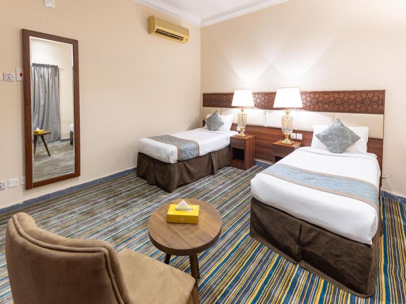 Snood Alazizyh Hotel — view