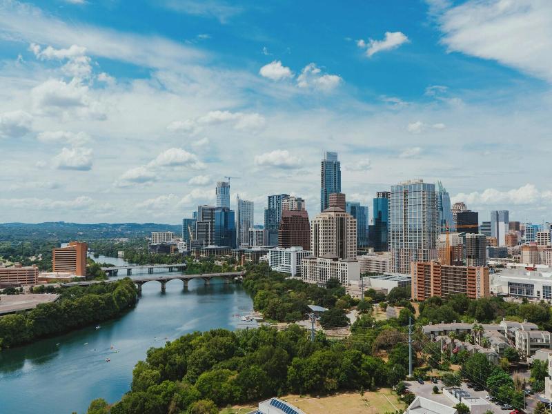 Aloft Austin Downtown image