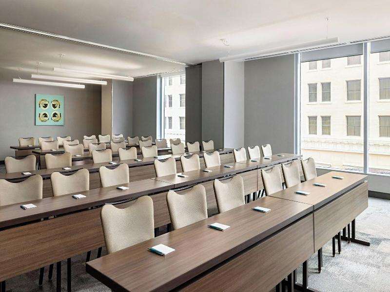 Aloft Austin Downtown image