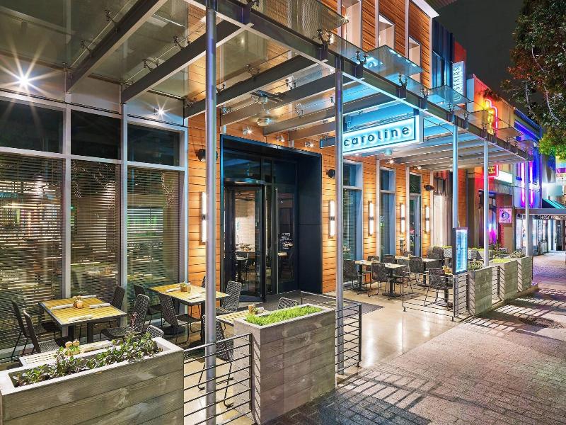 Aloft Austin Downtown image