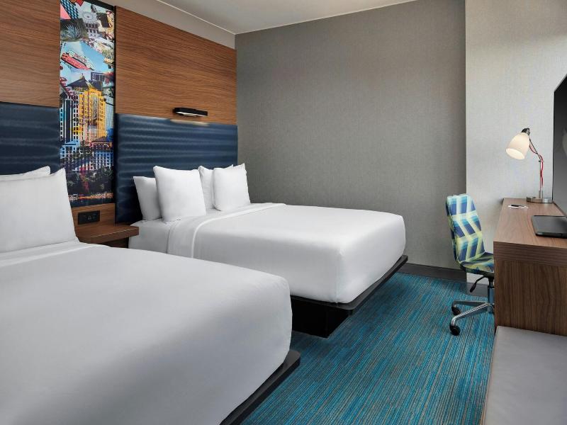 Aloft Austin Downtown image