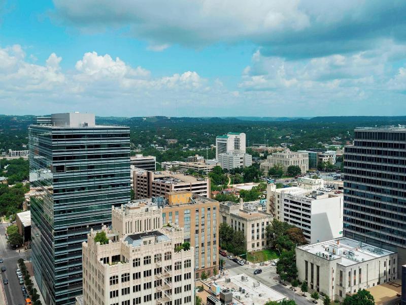 Aloft Austin Downtown image