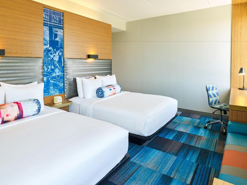 Aloft Austin Downtown image