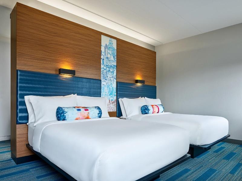 Aloft Austin Downtown image