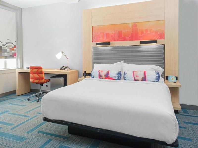 Aloft El Paso Downtown image