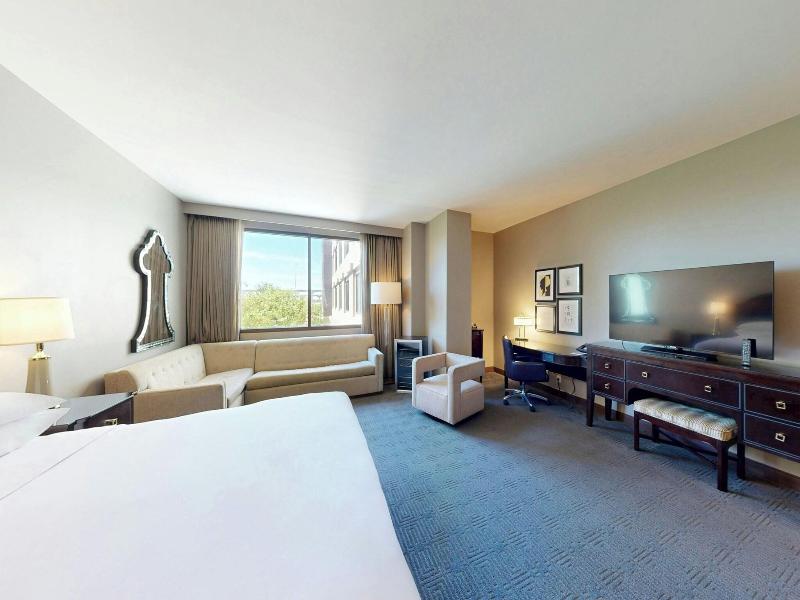 Sheraton McKinney Hotel image