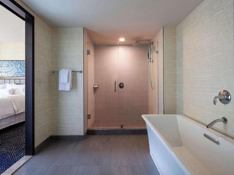 The Westin Milwaukee image