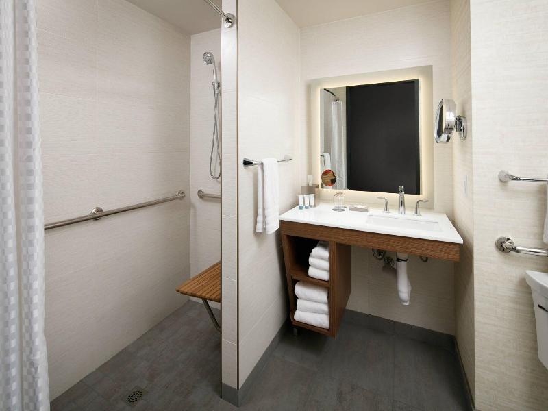 The Westin Milwaukee image