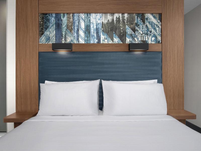 Aloft Hillsboro-Beaverton image