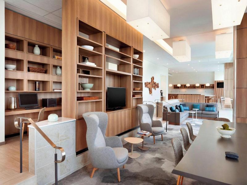 Element Dallas Love Field image