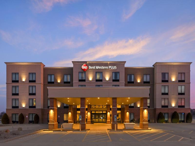 Best Western Plus Centralia Hotel & Suites — general view