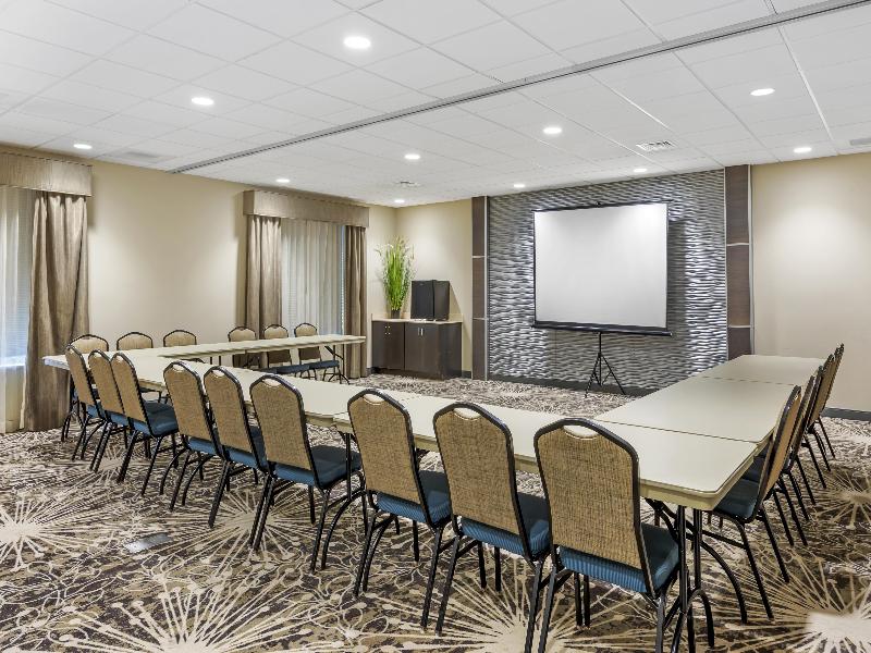 Best Western Plus Centralia Hotel & Suites image