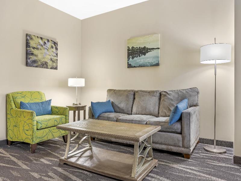 Best Western Plus Centralia Hotel & Suites image