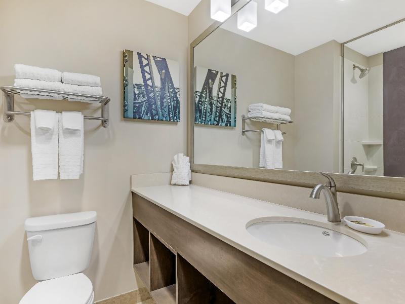 Best Western Plus Centralia Hotel & Suites image