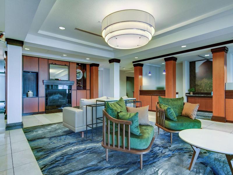 Fairfield Inn & Suites Decatur At Decatur Conferen