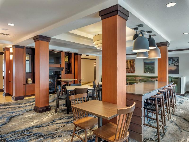 Fairfield Inn & Suites Decatur At Decatur Conferen