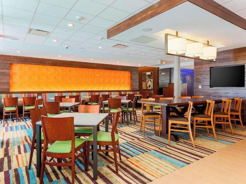 Fairfield Inn & Suites Decatur At Decatur Conferen