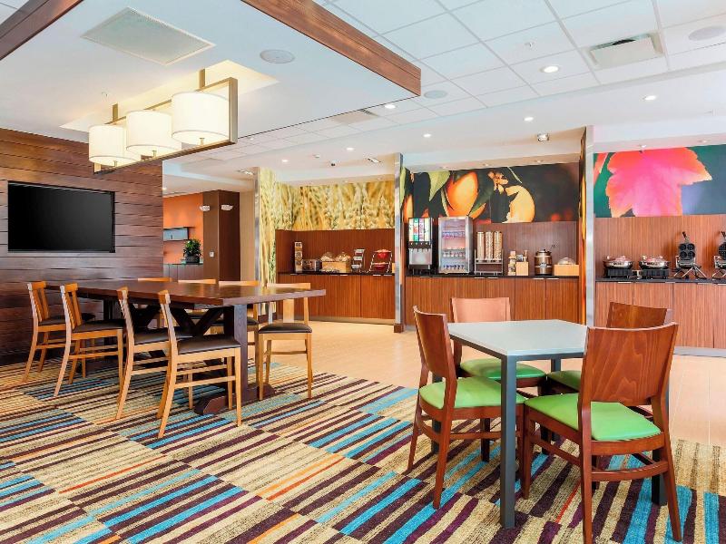 Fairfield Inn & Suites Decatur At Decatur Conferen