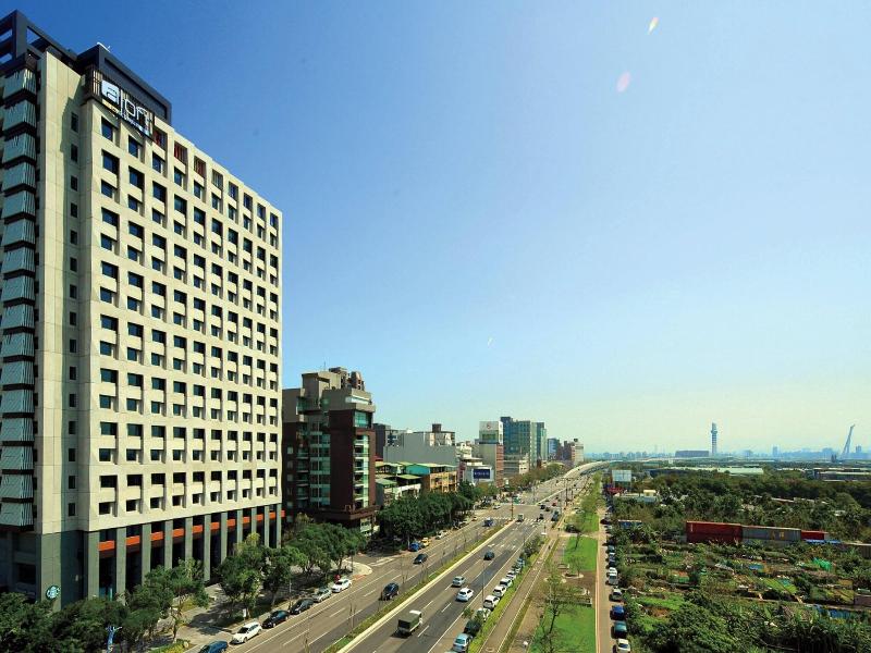 Aloft Taipei Beitou image