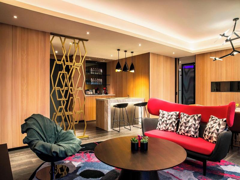 Aloft Taipei Beitou image