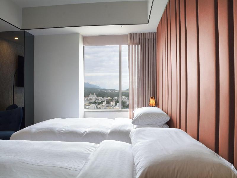 Sheraton Taitung Hotel image