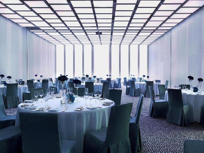 Renaissance Warsaw Airport Hotel image