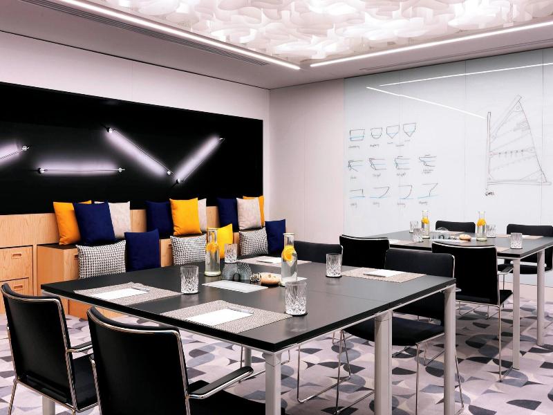 Renaissance Warsaw Airport Hotel image