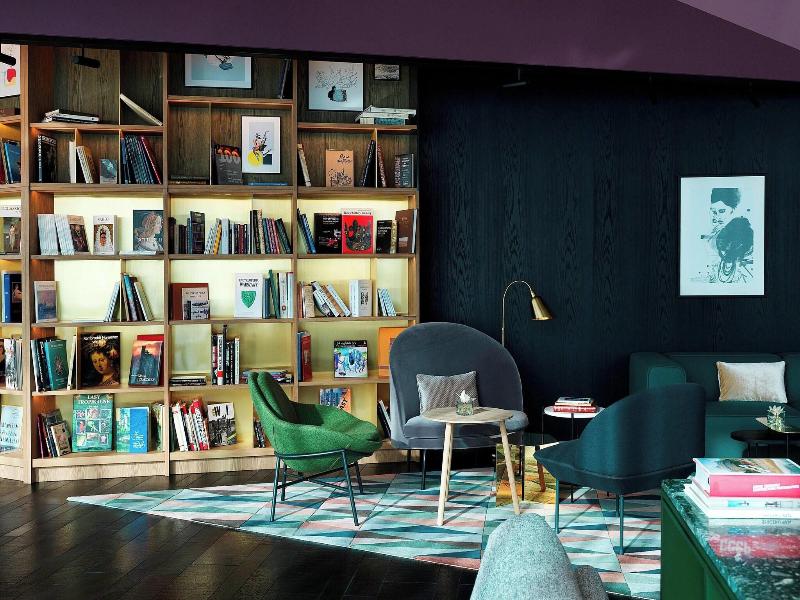 Renaissance Warsaw Airport Hotel image