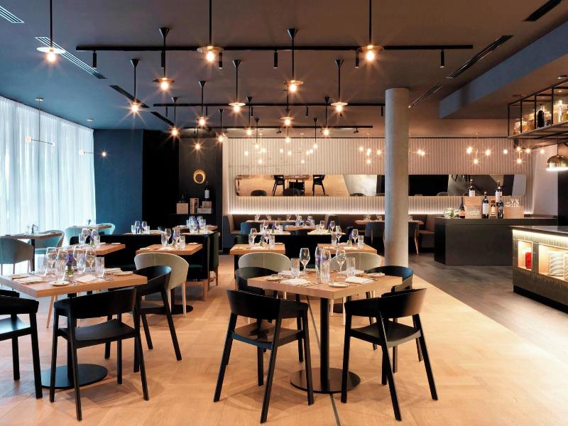 Renaissance Warsaw Airport Hotel image