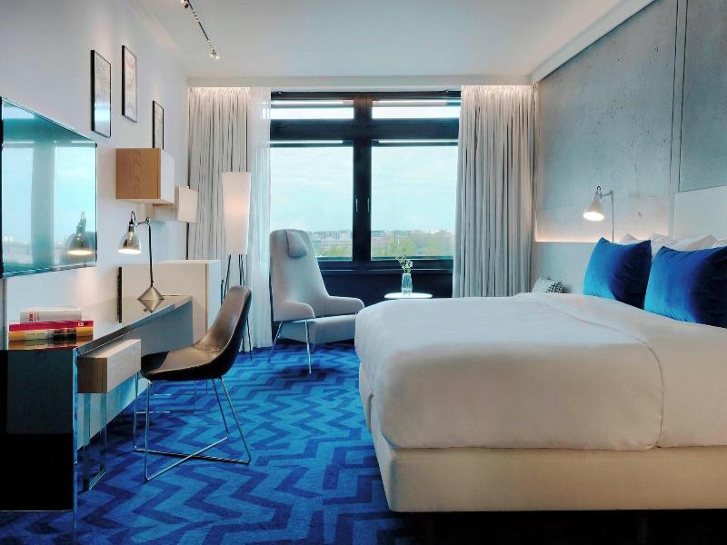 Renaissance Warsaw Airport Hotel image