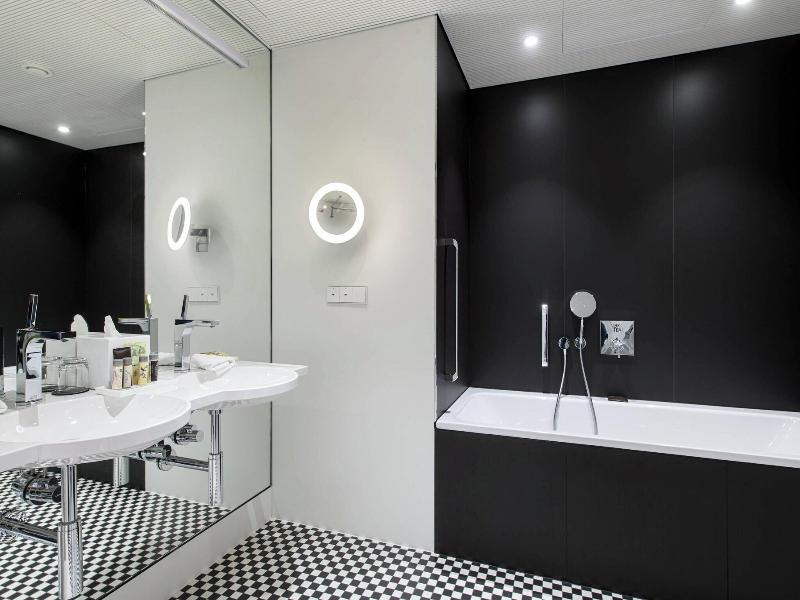 Renaissance Warsaw Airport Hotel image