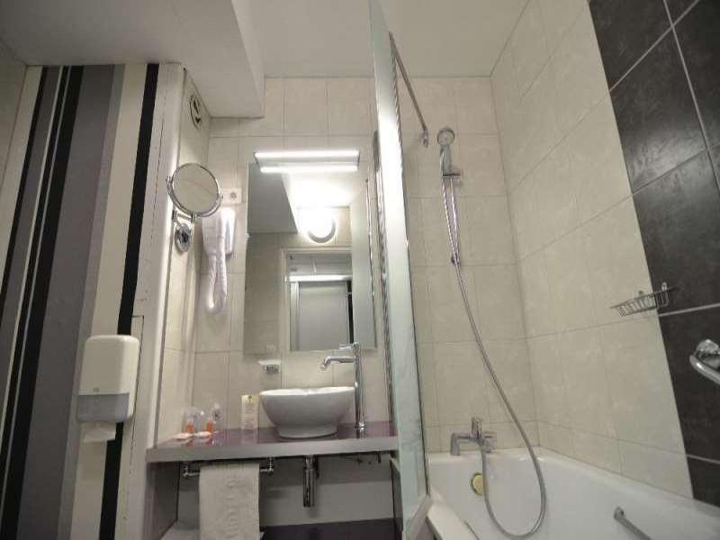 Brit Hotel Cahors - Le France image