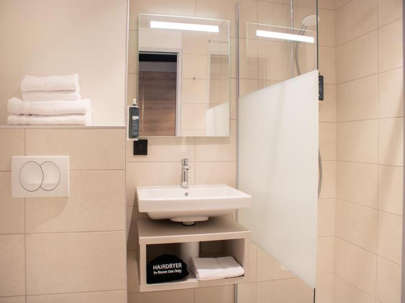 Brit Hotel Cahors - Le France image