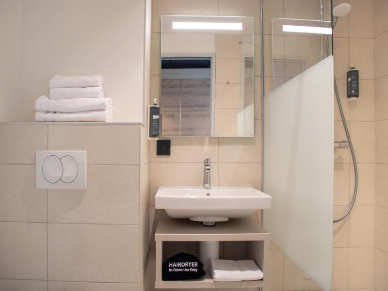 Brit Hotel Cahors - Le France image