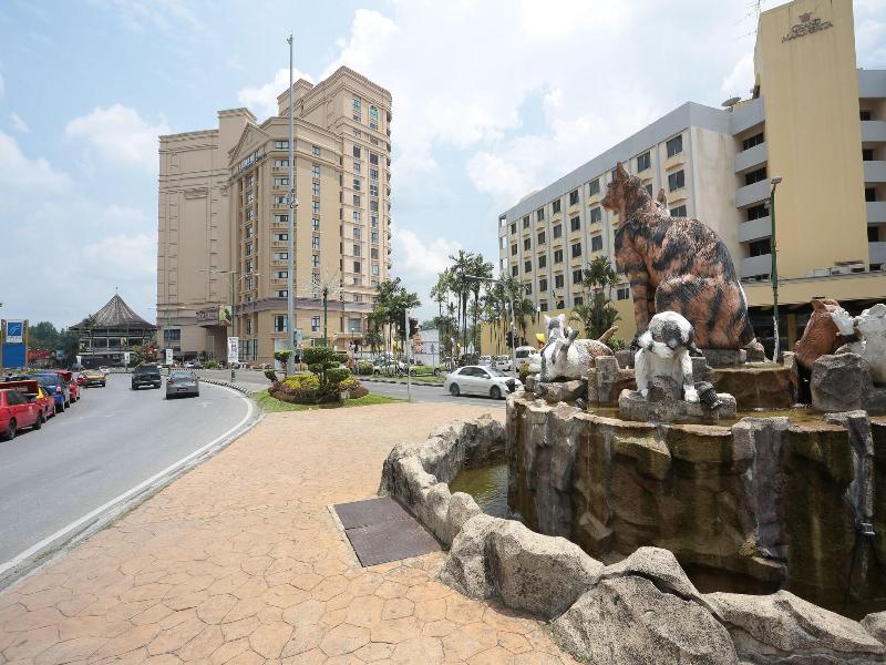 Imperial Riverbank Hotel image