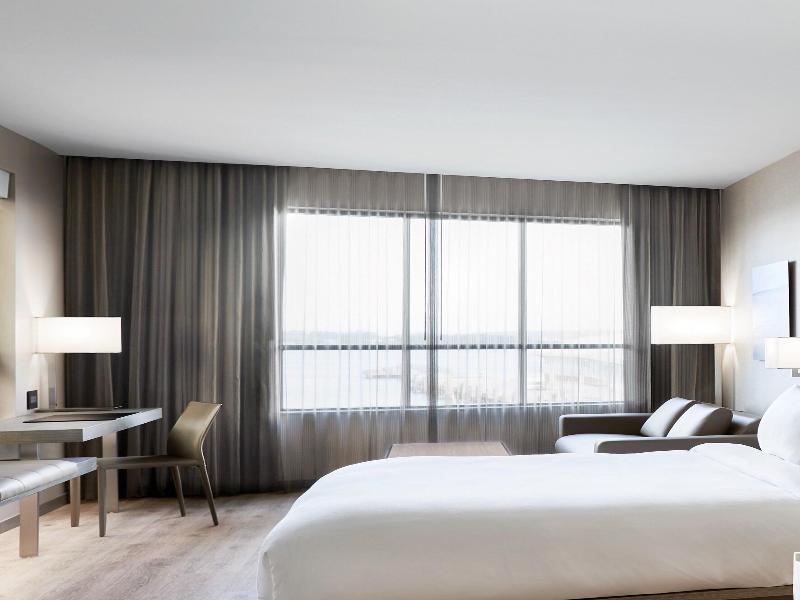 Ac Hotel Portland Downtown/Waterfront image