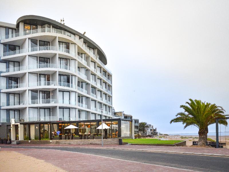 Bay View Hotel Resort image