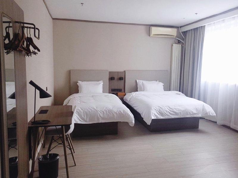 ibis Tianjin Wuqing image
