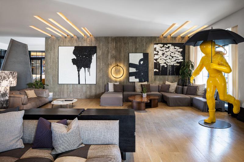 Kimpton La Peer Hotel image